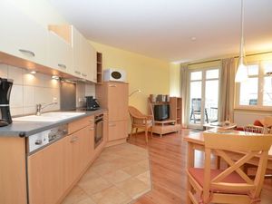 23911132-Ferienwohnung-2-Sellin (Ostseebad)-300x225-4