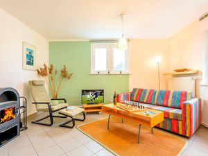 23972146-Ferienwohnung-4-Sellin (Ostseebad)-300x225-1