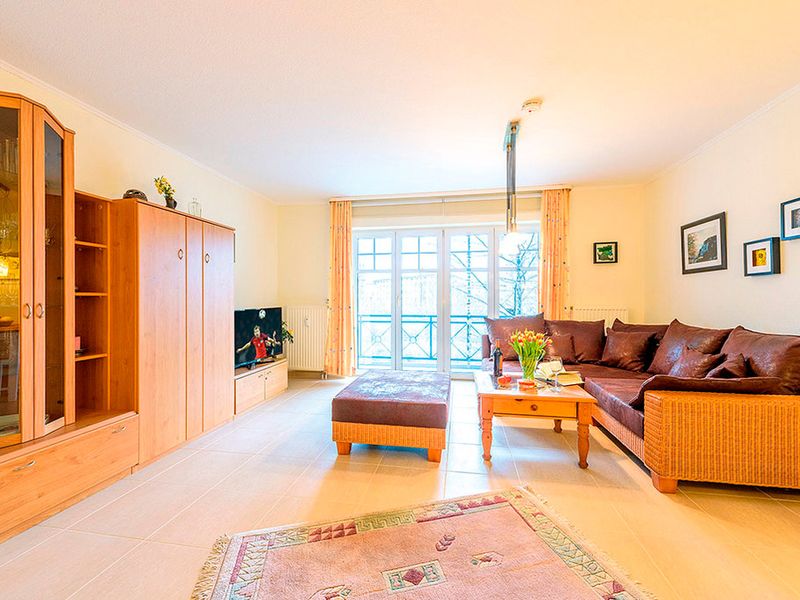 23998698-Ferienwohnung-4-Sellin (Ostseebad)-800x600-2