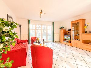 23948050-Ferienwohnung-4-Sellin (Ostseebad)-300x225-4