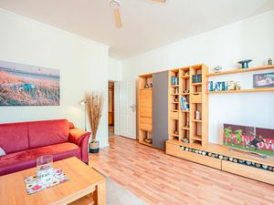 23948048-Ferienwohnung-4-Sellin (Ostseebad)-300x225-4