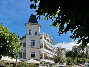 23911499-Ferienwohnung-6-Sellin (Ostseebad)-300x225-2