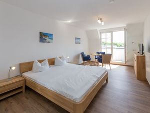 23911533-Ferienwohnung-2-Sellin (Ostseebad)-300x225-1