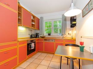 23911555-Ferienwohnung-2-Sellin (Ostseebad)-300x225-5