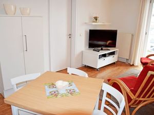 24018057-Ferienwohnung-6-Sellin (Ostseebad)-300x225-1