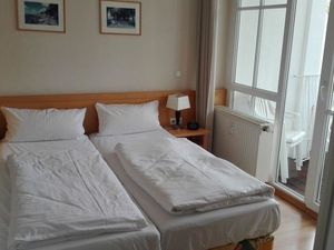 24035530-Ferienwohnung-3-Sellin (Ostseebad)-300x225-5