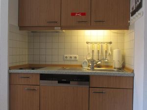 24048100-Ferienwohnung-3-Sellin (Ostseebad)-300x225-2