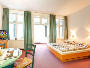 23951686-Ferienwohnung-4-Sellin (Ostseebad)-300x225-3