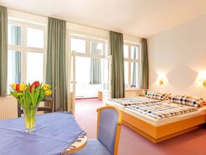 23951691-Ferienwohnung-4-Sellin (Ostseebad)-300x225-3