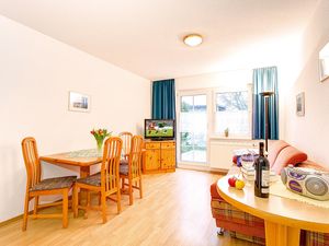 23951698-Ferienwohnung-6-Sellin (Ostseebad)-300x225-1