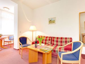 23951696-Ferienwohnung-4-Sellin (Ostseebad)-300x225-4