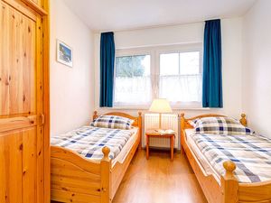 23951699-Ferienwohnung-6-Sellin (Ostseebad)-300x225-5