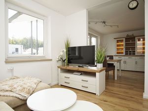 23957340-Ferienwohnung-4-Sellin (Ostseebad)-300x225-5