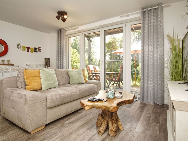 24027759-Ferienwohnung-3-Sellin (Ostseebad)-800x600-2