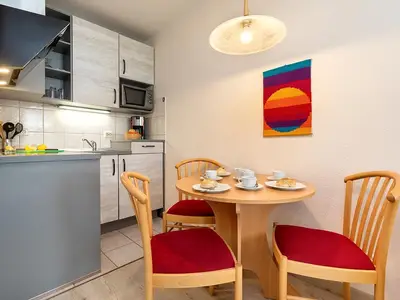 Wohnzimmer zur offenen Küche