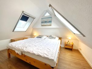 23975709-Ferienwohnung-2-Sellin (Ostseebad)-300x225-5