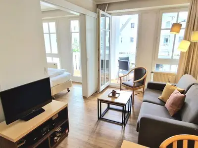 Ferienwohnung für 3 Personen (32 m²) in Sellin (Ostseebad) 1/10