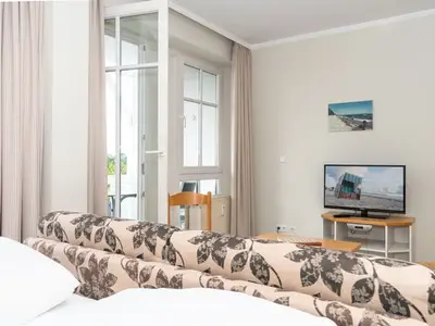 Ferienwohnung für 2 Personen (32 m²) in Sellin (Ostseebad) 1/10