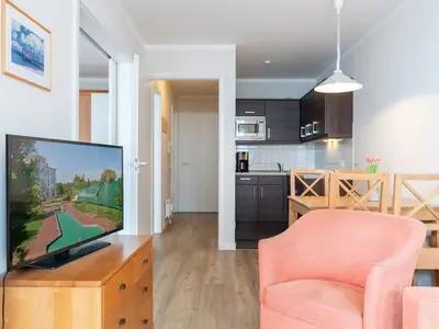 Ferienwohnung für 3 Personen (44 m²) in Sellin (Ostseebad) 1/10