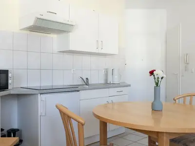 Ferienwohnung für 2 Personen (26 m²) in Sellin (Ostseebad) 3/10