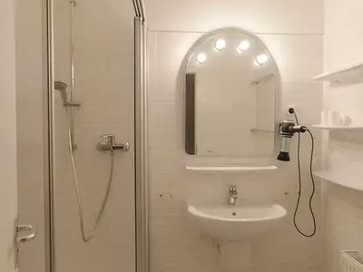 Ferienwohnung für 2 Personen (38 m²) in Sellin (Ostseebad) 4/10