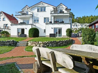 Ferienwohnung für 9 Personen (148 m²) in Sellin (Ostseebad) 1/10