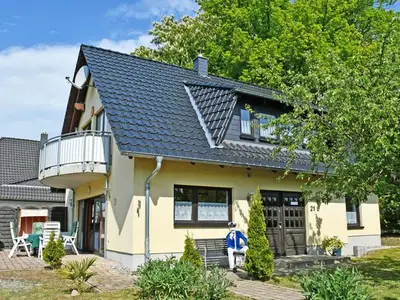 Ferienwohnung für 8 Personen (130 m²) in Sellin (Ostseebad) 1/10