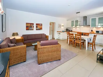Ferienwohnung für 6 Personen (104 m²) in Sellin (Ostseebad) 1/10