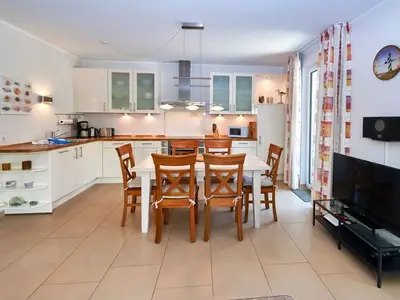 Ferienwohnung für 6 Personen (104 m²) in Sellin (Ostseebad) 4/10