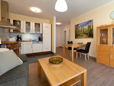 Ferienwohnung für 3 Personen (52 m²) in Sellin (Ostseebad) 1/10