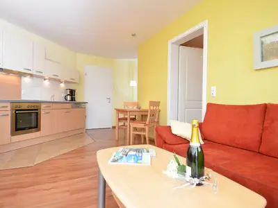 Ferienwohnung für 2 Personen (38 m²) in Sellin (Ostseebad) 3/10