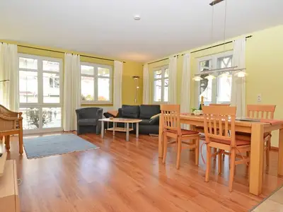 Ferienwohnung für 6 Personen (76 m²) in Sellin (Ostseebad) 1/10