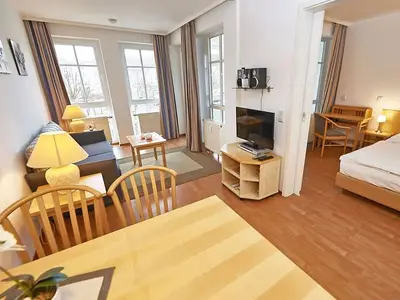 Ferienwohnung für 3 Personen (45 m²) in Sellin (Ostseebad) 1/10