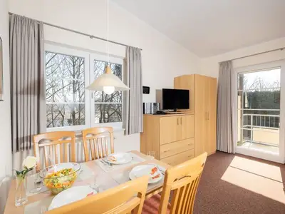 Ferienwohnung für 4 Personen (47 m²) in Sellin (Ostseebad) 2/10