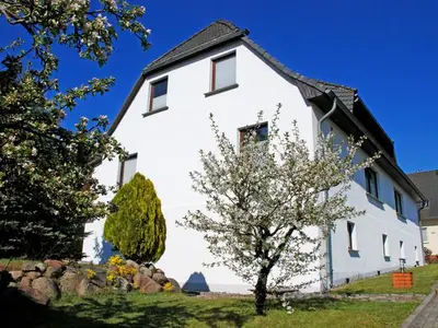Ferienwohnung für 8 Personen (113 m²) in Sellin (Ostseebad) 2/10