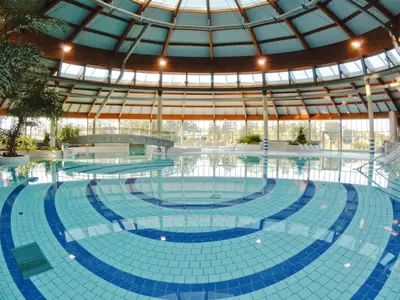 PoolOfHouse