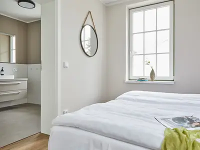 Ferienwohnung für 2 Personen (49 m²) in Sellin (Ostseebad) 3/8