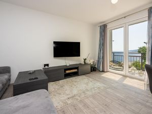 23680101-Ferienwohnung-4-Senj-300x225-4