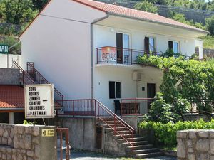 23958131-Ferienwohnung-3-Senj-300x225-2