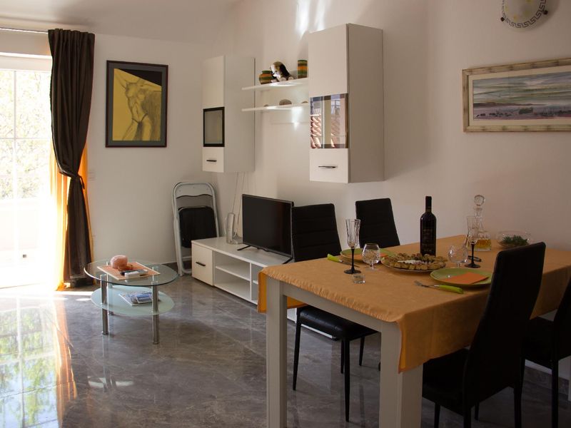 23047307-Ferienwohnung-2-Senj-800x600-1