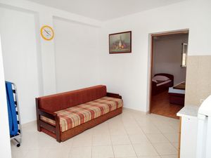 18688503-Ferienwohnung-5-Senj-300x225-1