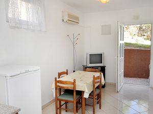 18688503-Ferienwohnung-5-Senj-300x225-3