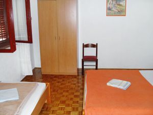 23928594-Ferienwohnung-6-Senj-300x225-3