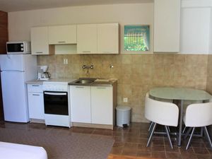 23941627-Ferienwohnung-3-Senj-300x225-1