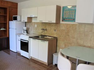 23941627-Ferienwohnung-3-Senj-300x225-2