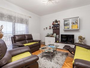 23753929-Ferienwohnung-6-Senj-300x225-2