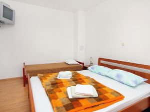 18688504-Ferienwohnung-3-Senj-300x225-5