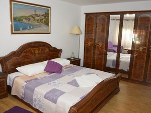 21727531-Ferienwohnung-3-Senj-300x225-2