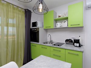 23982309-Ferienwohnung-2-Senj-300x225-3