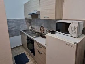 24014322-Ferienwohnung-4-Senj-300x225-3